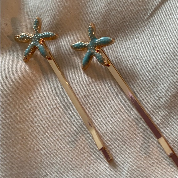 Accessories - Set of 2 enamel starfish hairpins